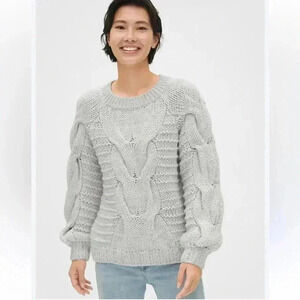 Chunky Cable-Knit Crewneck Sweater Size Small wool